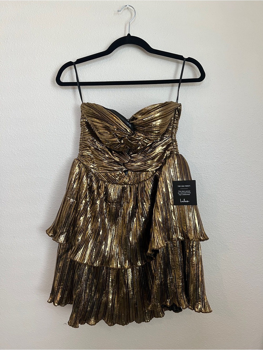 Lulu's Strapless Metallic Gold Mini Dress